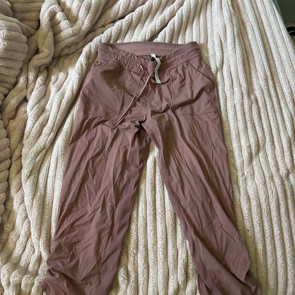 Pink lulu lemon joggers